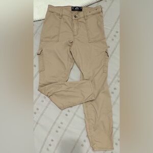 Hollister women’s khaki cargo pants.